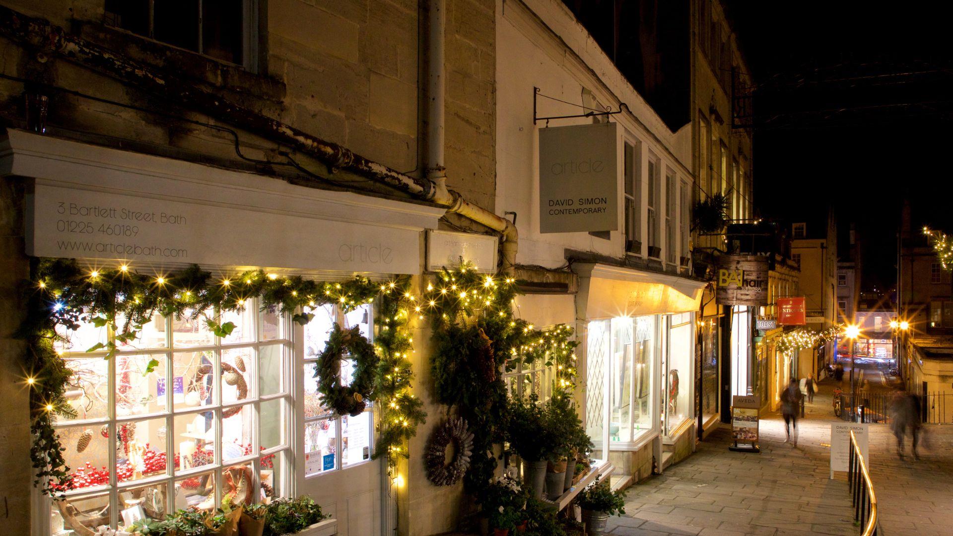 Bartlett Street at night