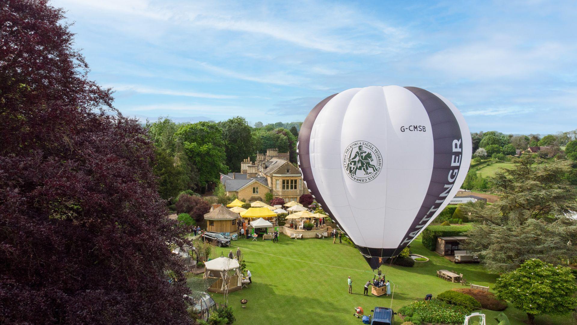 Hotel garden with balloon