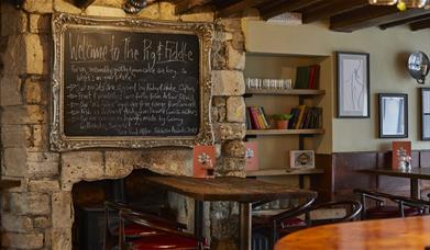 Pig and Fiddle interior