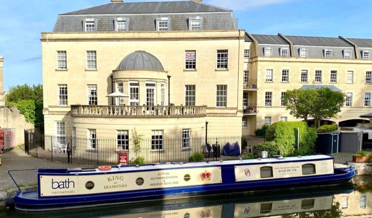 Bath Narrowboats- The King of Diamonds