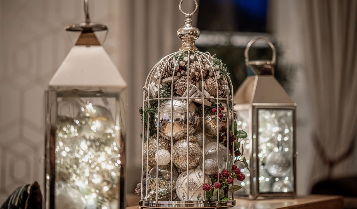 Festive Fireplace Garland workshop