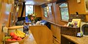 Bath Narrowboats- The King of Diamonds (kitchen)