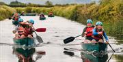 Groups kayaking