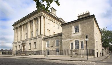 Front No 1 Royal Crescent